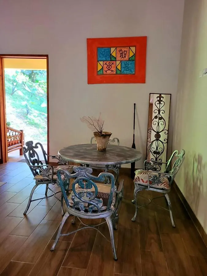 אוצ'ו ריוס Ecoscape Jamaica - Cottages By The River בית נופש