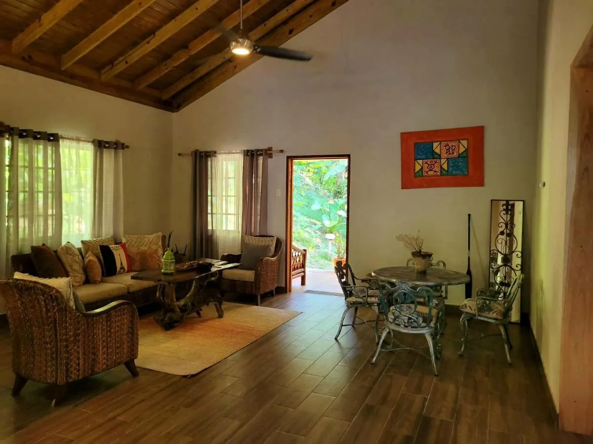 אוצ'ו ריוס Ecoscape Jamaica - Cottages By The River אוצ'ו ריוס