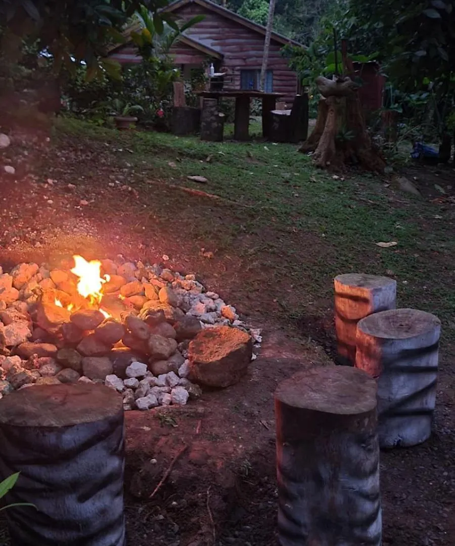אוצ'ו ריוס Ecoscape Jamaica - Cottages By The River בית נופש