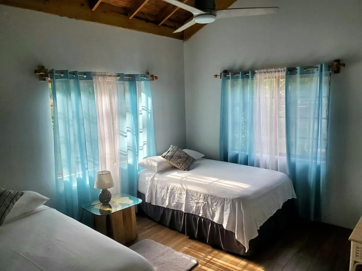 Prázdninový dům Ecoscape Jamaica - Cottages By The River Ocho Rios